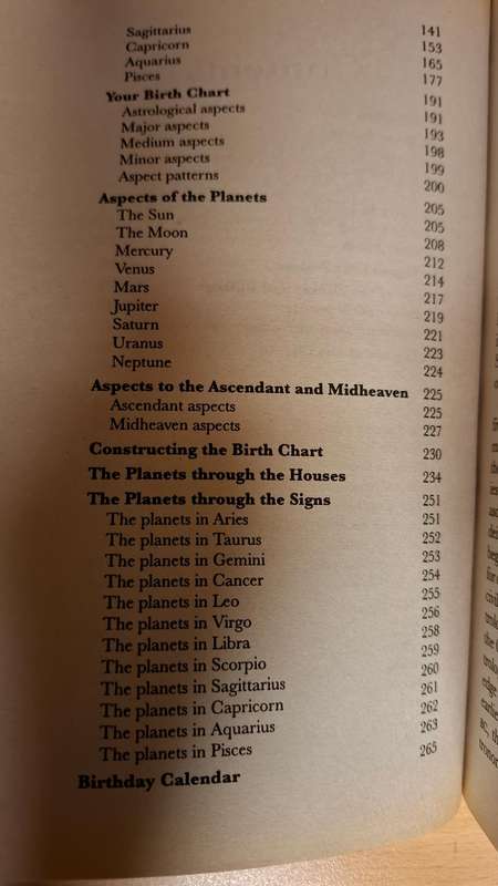 Geddes & Grosset - Astrology & Horoscopes (Paperback)