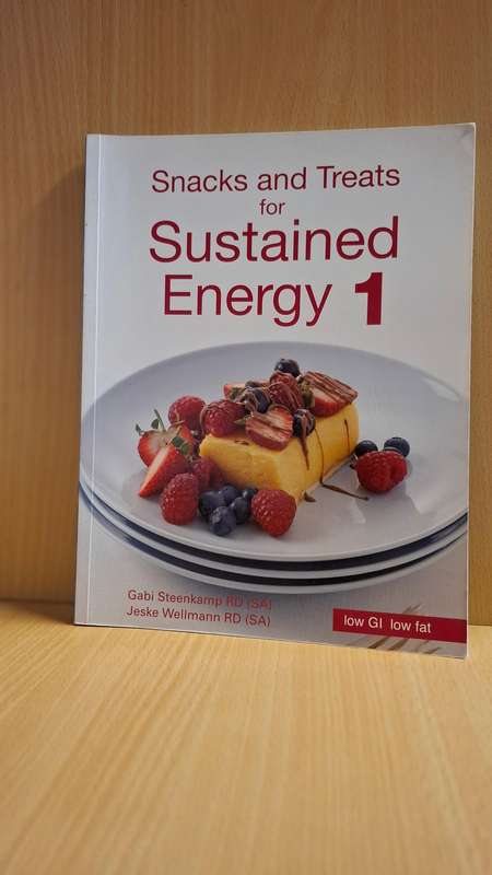 Snacks and Treats for Sustained Energy 1 : Gabi Steenkamp, Jeske Wellmann  (Paperback)