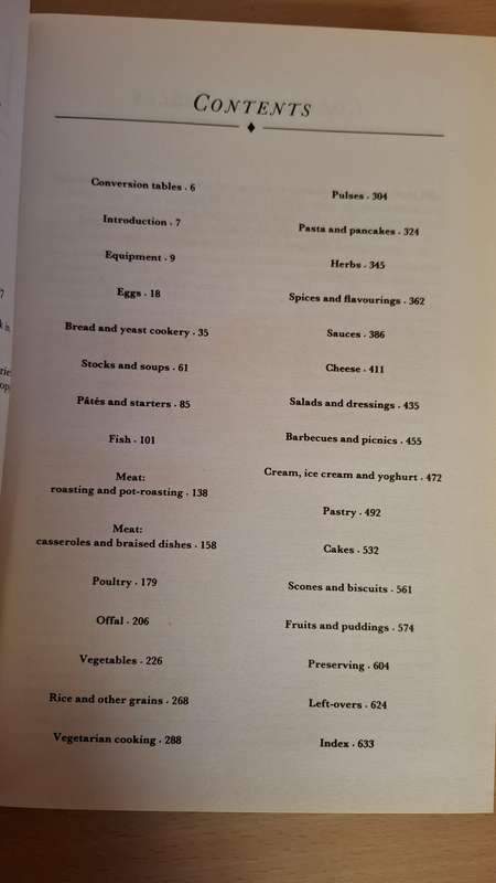 BBC - Delia`s Complete Cookery Course (Hardcover)