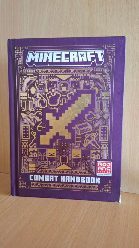 Minecraft Combat Handbook  (Hardcover)