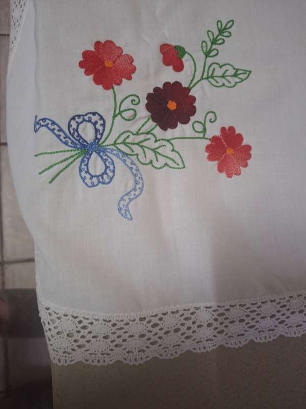 Veey nice emborieded tea tray cloth