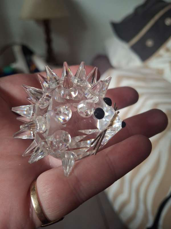 Very nice swarovski crystal heghog