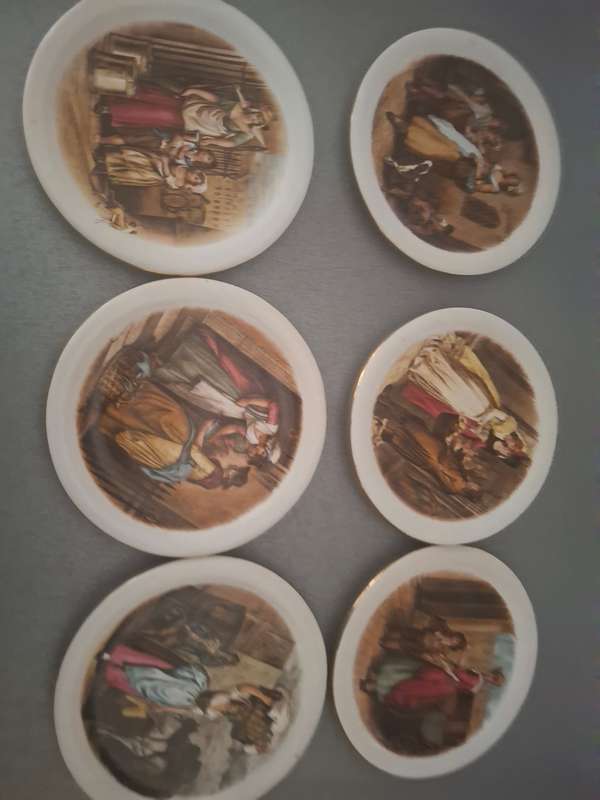 A set of cries of london pin dishes