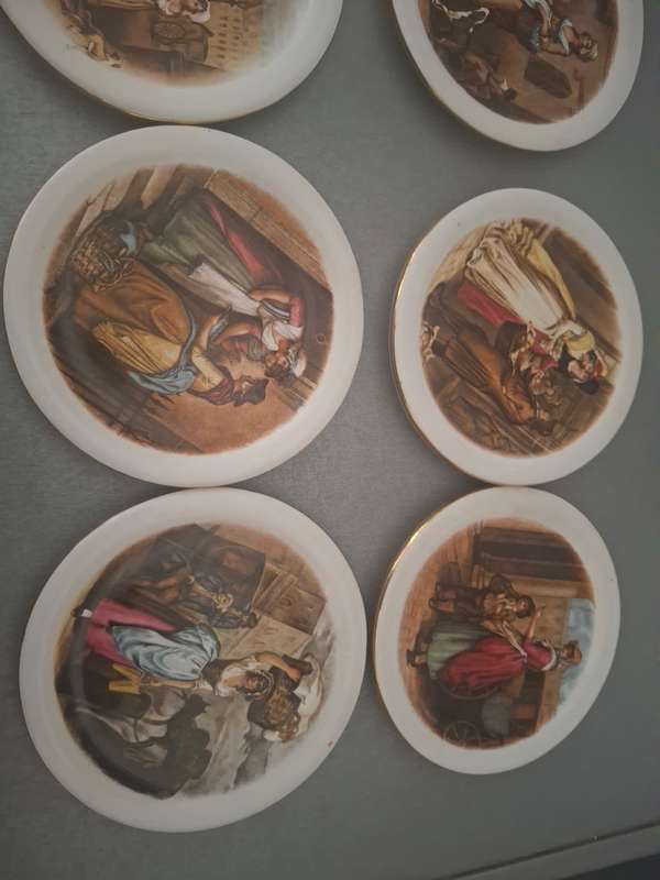 A set of cries of london pin dishes