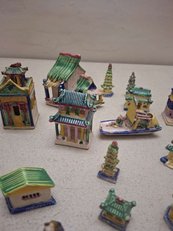 A nice lot of oriental miniature homes