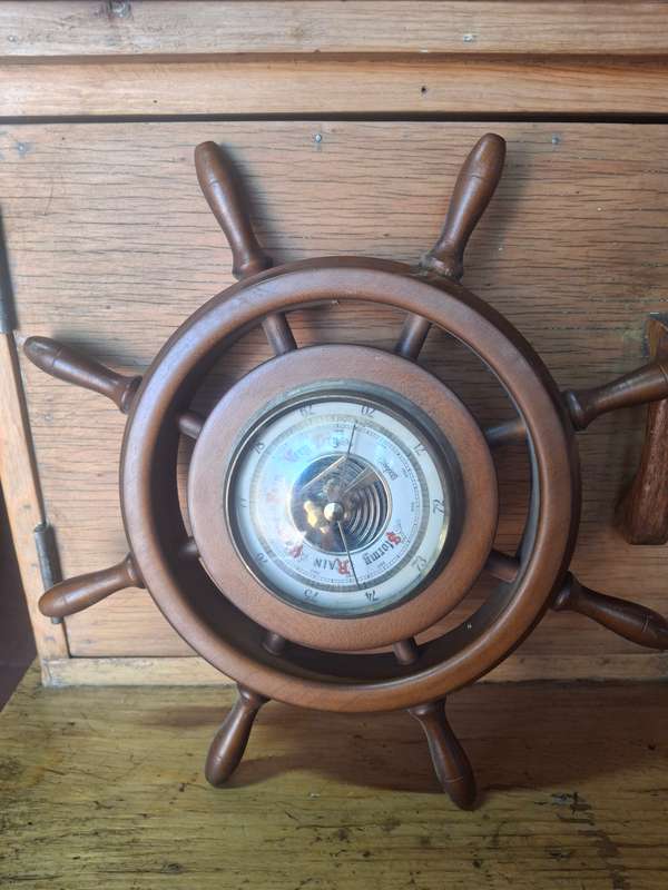 Wooden barometer