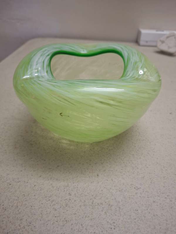 Vintage glass green colored ash try