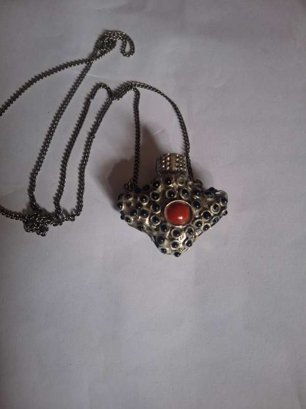 Costume perfume bottle necklace