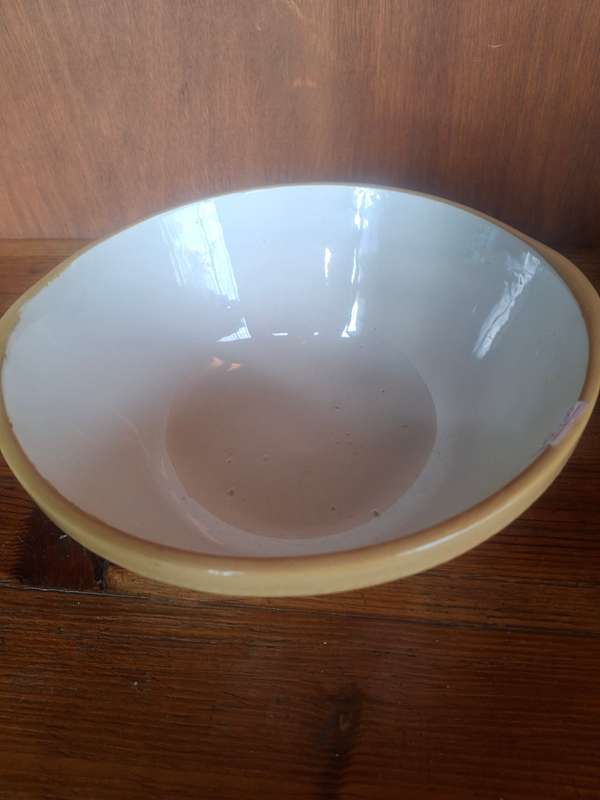 Small vintage grib stand bowl