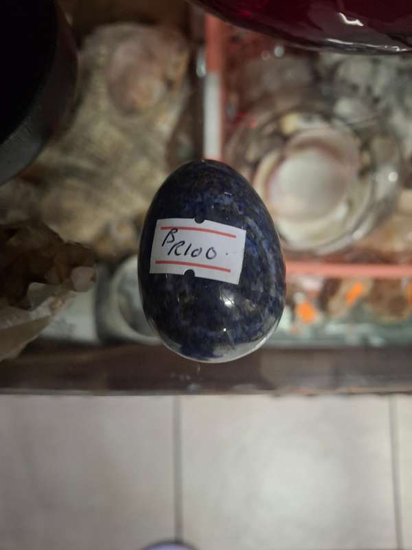 Gem.stone blue stone egg