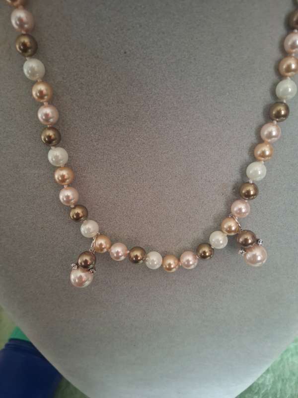 Shorter muliti colored flaux pearls