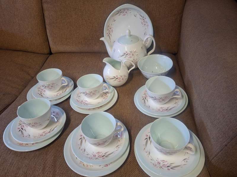 Compelete vintage eversham.old foley tea set