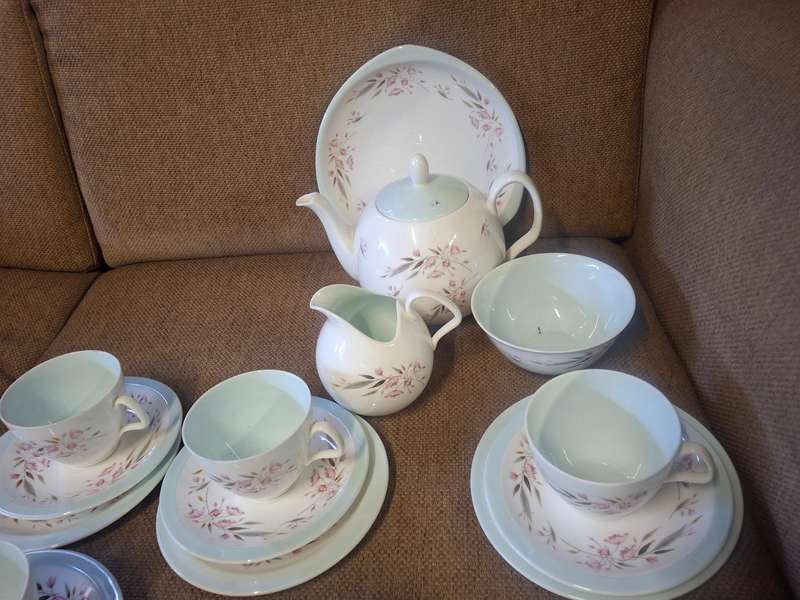 Compelete vintage eversham.old foley tea set