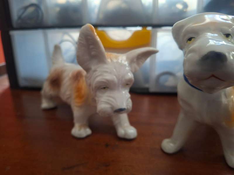 Twp cute procelian dog models