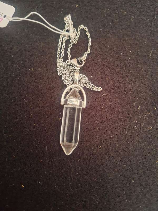 Crouts costume pendant on costume chain