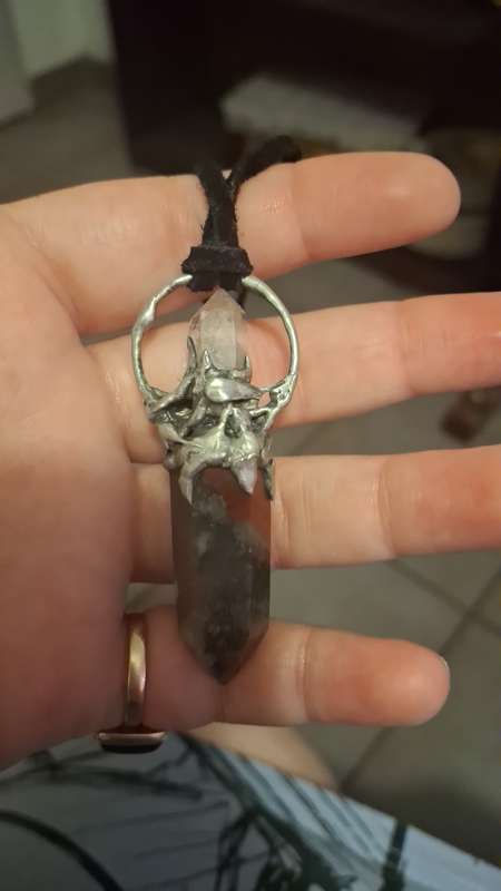 Blood jasper and courts metal pendant