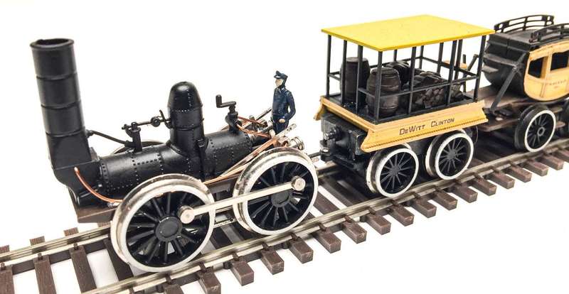 Bachmann: The DeWitt Clinton Loco, Tender and Carriages (HO)