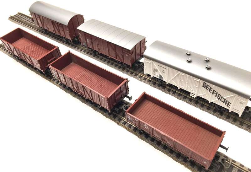 Roco: Six Goods Wagons (HO)