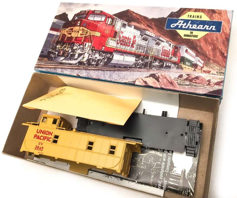 ATHEARN: UNION PACIFIC CABOOSE (H0) 1252