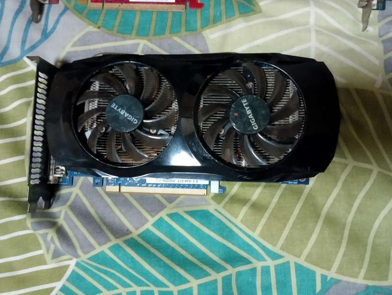 5x GPUs - One Bid for All