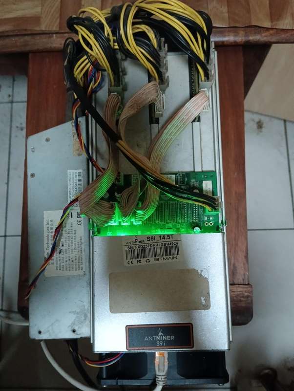 BITMAIN AntMiner S9i 14.5TH/s + PSU APW3 + Ekstra Spares