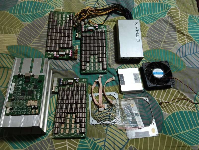 BITMAIN AntMiner S9i 14.5TH/s + PSU APW3 + Ekstra Spares