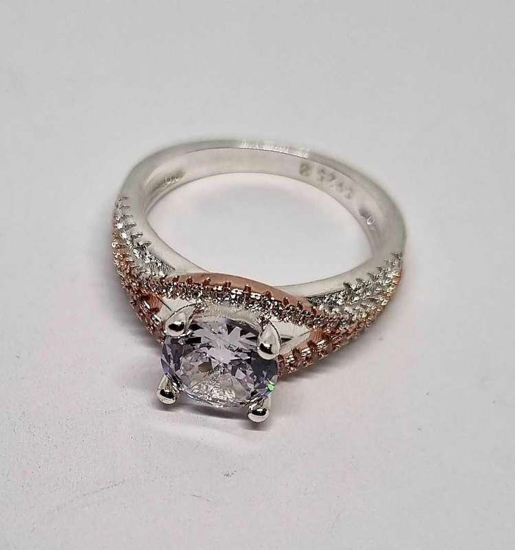 925 Silver Cubic Zirconia Ring