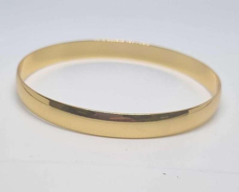 24ct Yellow Gold plated Bangle