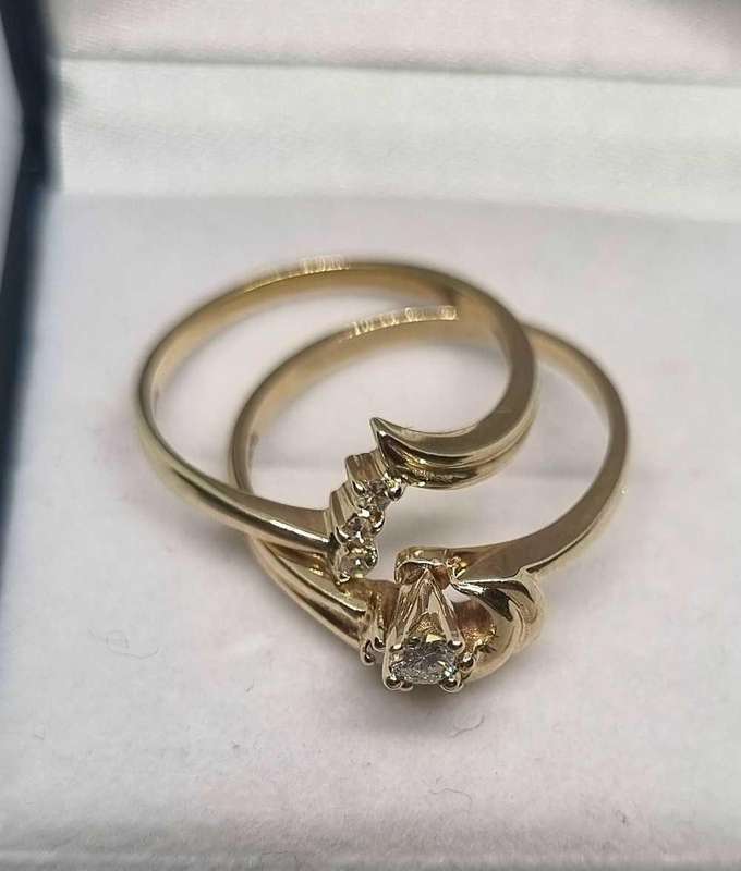 9ct Yellow Gold Diamond Ring Set