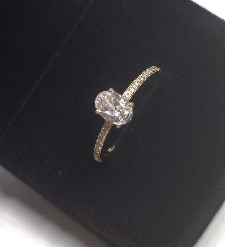 925 Silver Synthetic Zirconia Ring