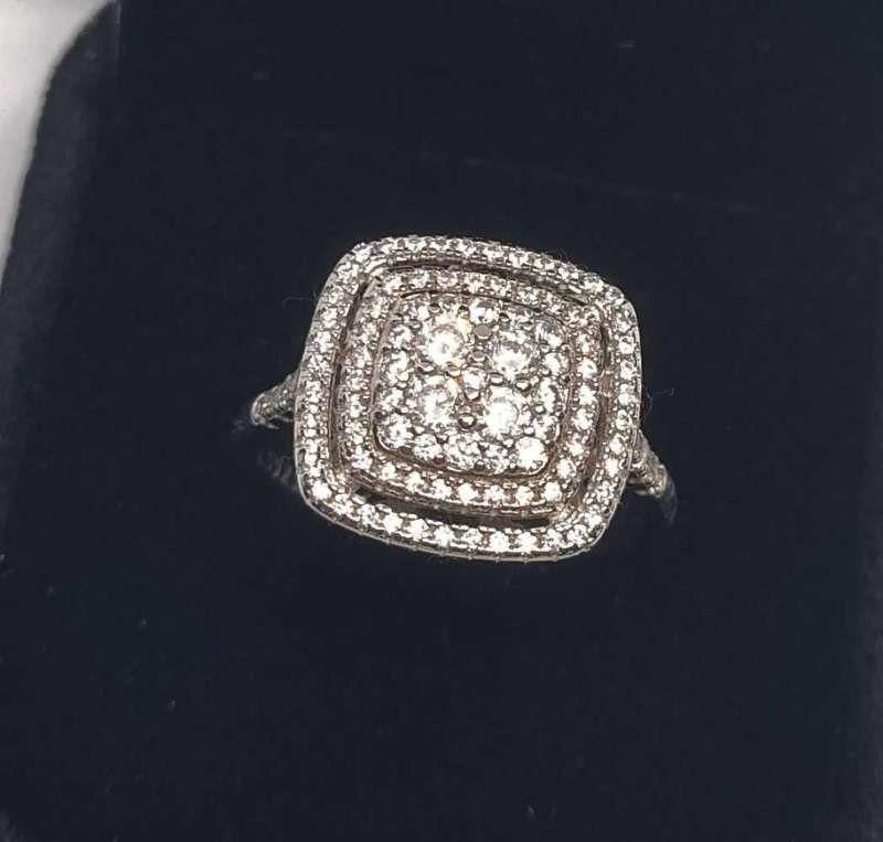 925 Silver Cubic Zirconia Ring
