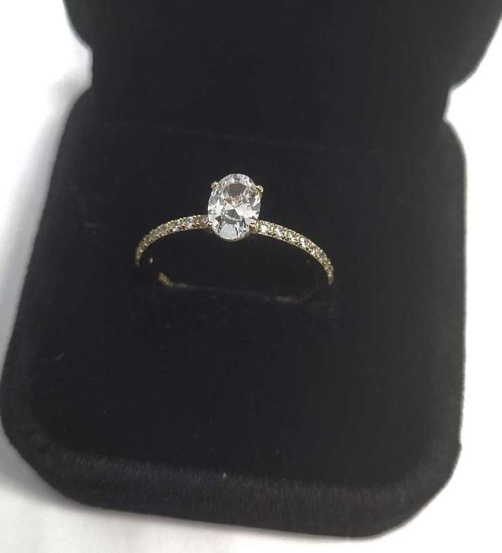 925 Silver Synthetic Zirconia Ring