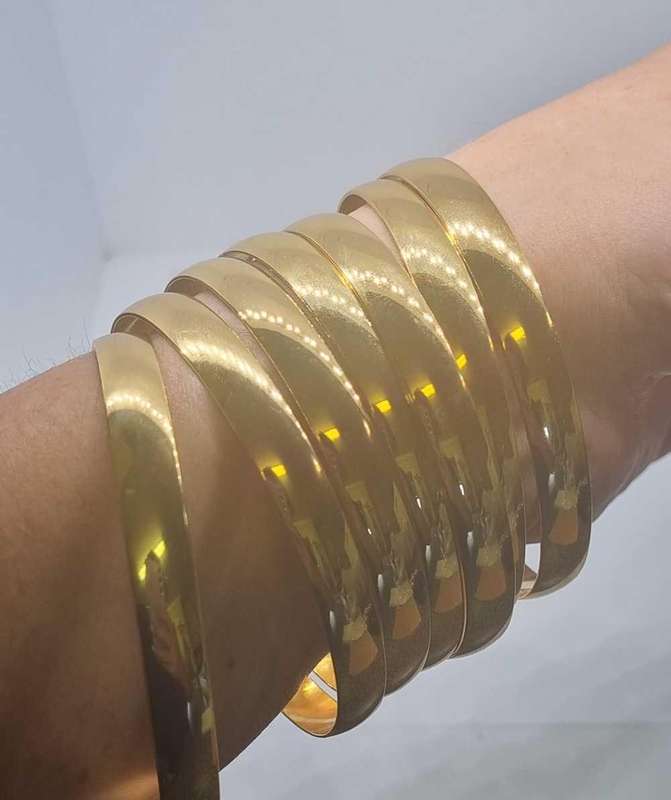 24ct Yellow Gold plated Bangle