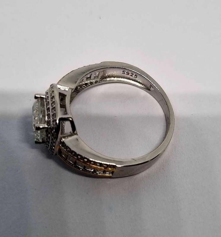 925 Silver Cubic Zirconia Ring