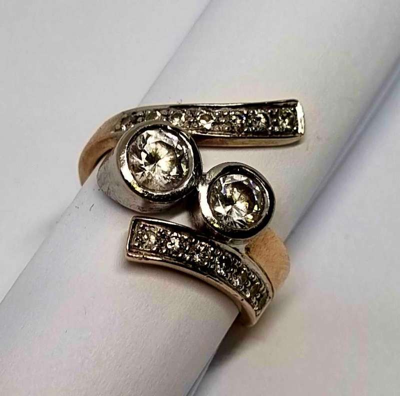 9ct Yellow and White Gold Diamond and Cubic Zirconia Ring