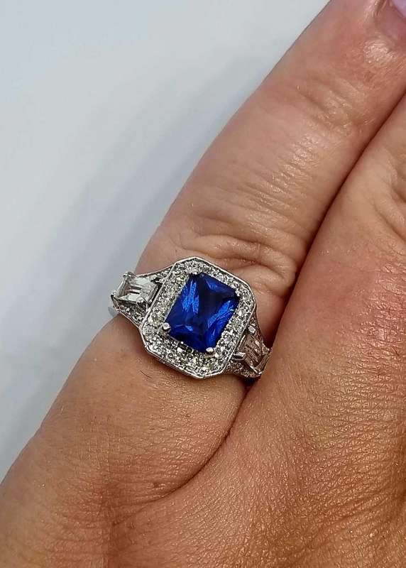 9ct White Gold Diamond and Cubic Zirconia Ring