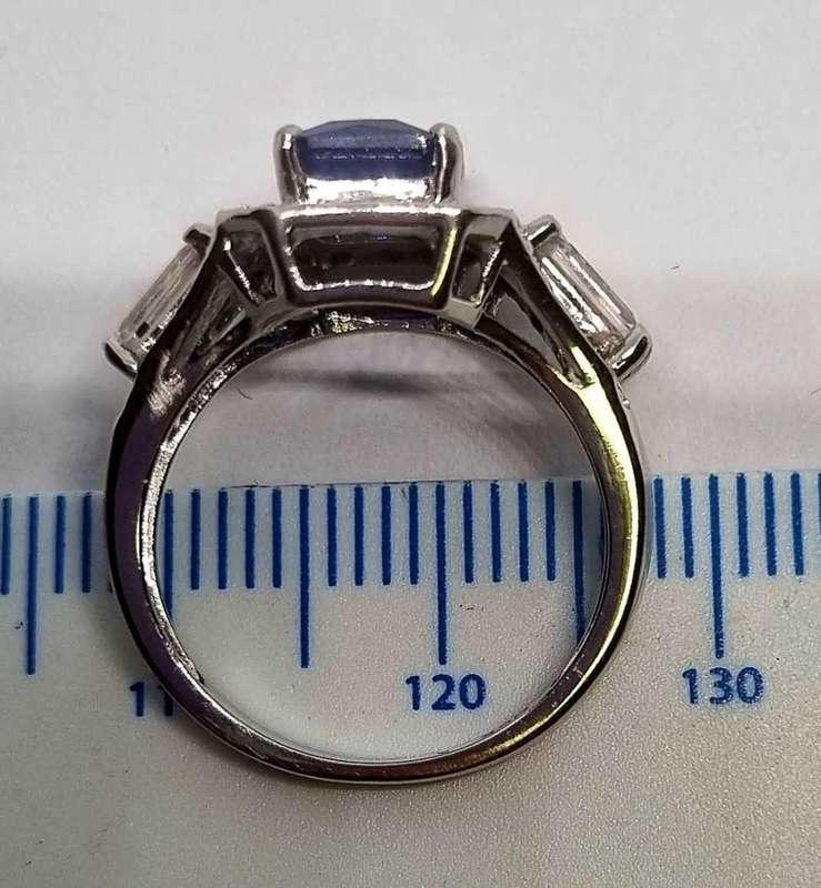 9ct White Gold Diamond and Cubic Zirconia Ring