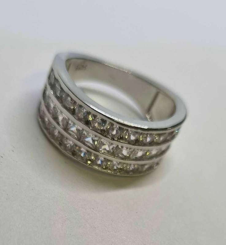 925 Silver Cubic Zirconia Ring