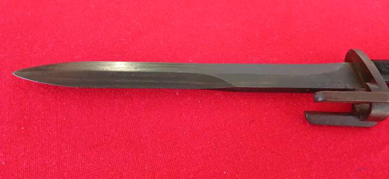 FN FAL (Type A) M1 Bayonet with Plastic Grip Scales  ( No SCABBARD )     """" IN TOP CONDITION  """"