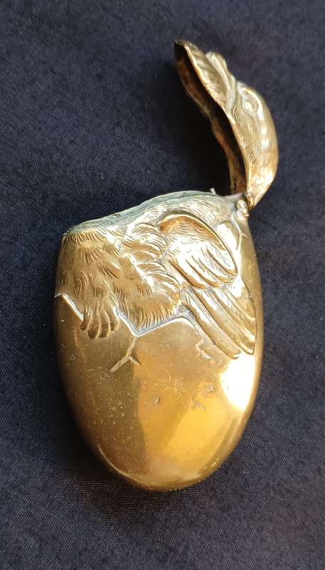 VINTAGE BRASS VESTA CASE WITH A FACE OF A DUCK                   " STUNNING "