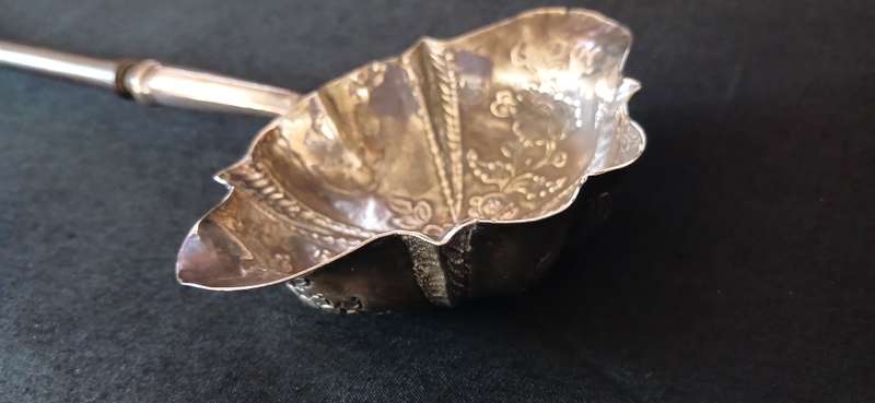 STERLING SILVER 1758 LONDON HALLMARKED  --- Double Lipped Toddy Ladle -----