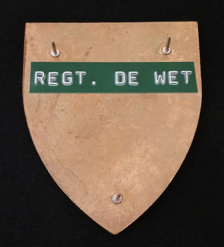 SADF REGIMENT DE WET SHOULDER FLASH               L82