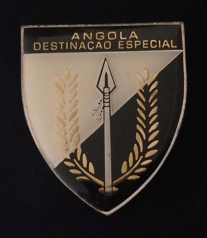 Executive Outcomes ANGOLA Shoulder Flash    """ RARE ""              L95