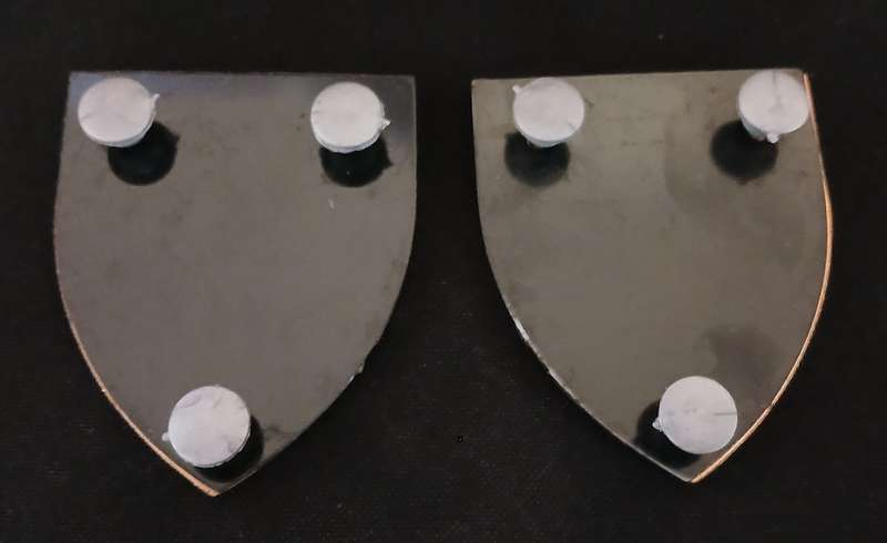 SADF KLEIN KAROO COMMANDO SHOULDER FLASH PAIR  WITH BACKING     " RARE "             L127