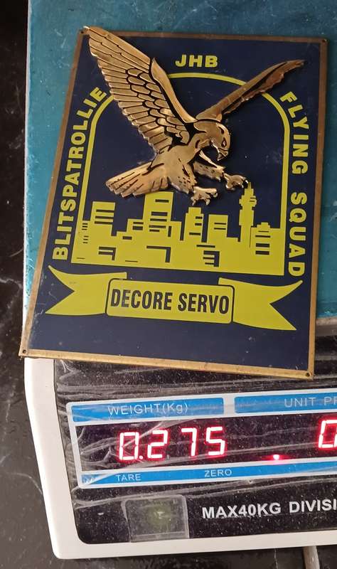 BLITSPATROLLIE / FLYING SQUAD JHB  " DECORE SERVO " BRASS AND ENAMEL PLAQUE     WEIGHT: 275 grams