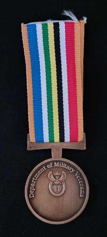 MK MILITARY VETERANS 50TH ANNIVERSARY MEDAL     FULL SIZE                   L134