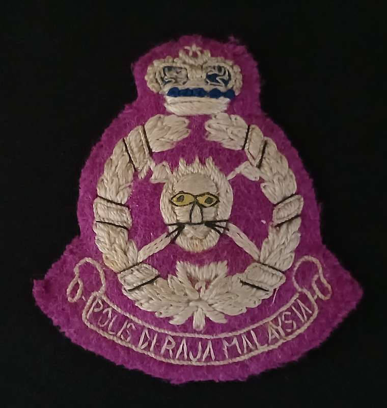 MALAYSIA POLICE FORCE EMBROIDERED CAP BADGE                     L137