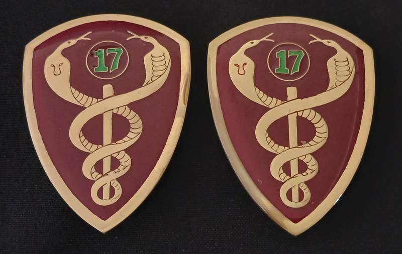 SADF -- SAMS   17 FIELD AMBULANCE UNIT SHOULDER FLASH PAIR                 L157