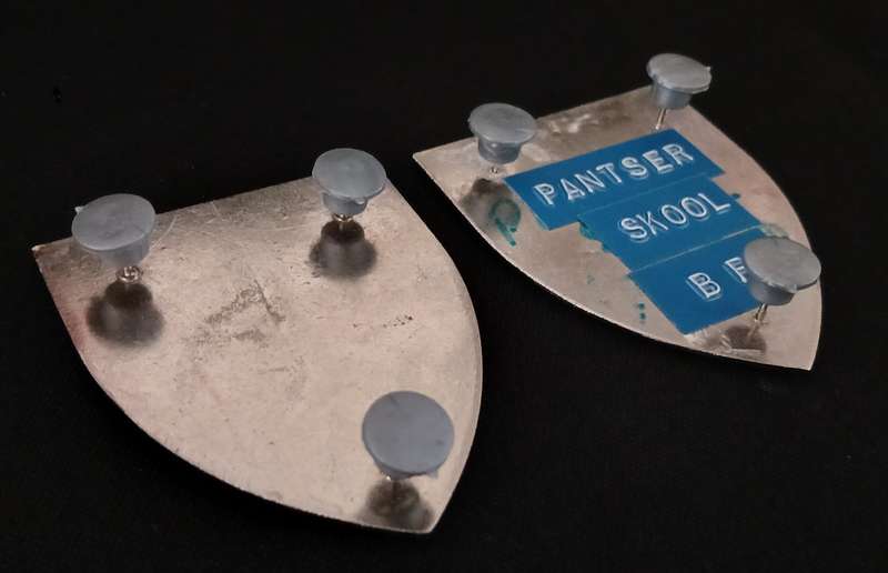 SADF SCHOOL OF ARMOUR SHOULDER FLASH PAIR                          L163