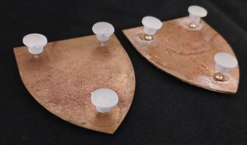 SADF EASTERN PROVICE COMMAND ( YELLOW TYPE ) SHOULDER FLASH PAIR  ( 3 PINS REPAIRED )    L169